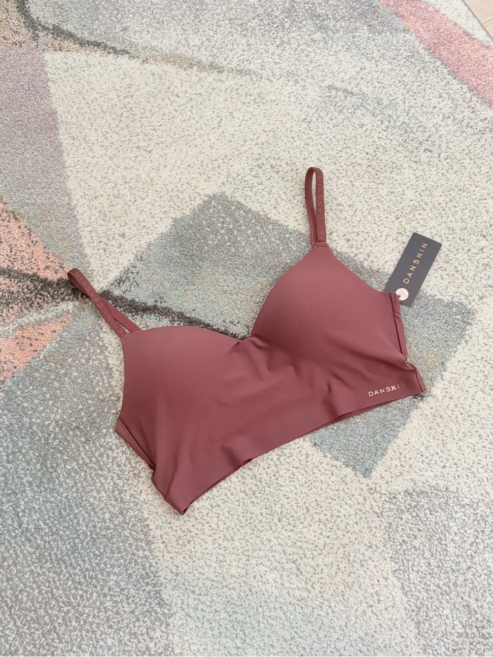 NWT $64 Danskin 34B Wire Free Comfort Longline Bralette Seamless Pullover Bra
